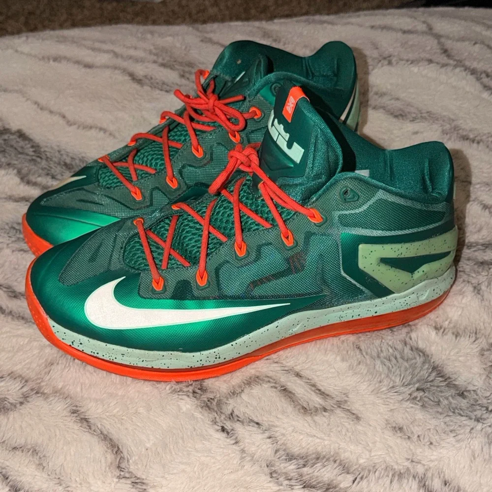 Men's Nike LeBron air max 11 low